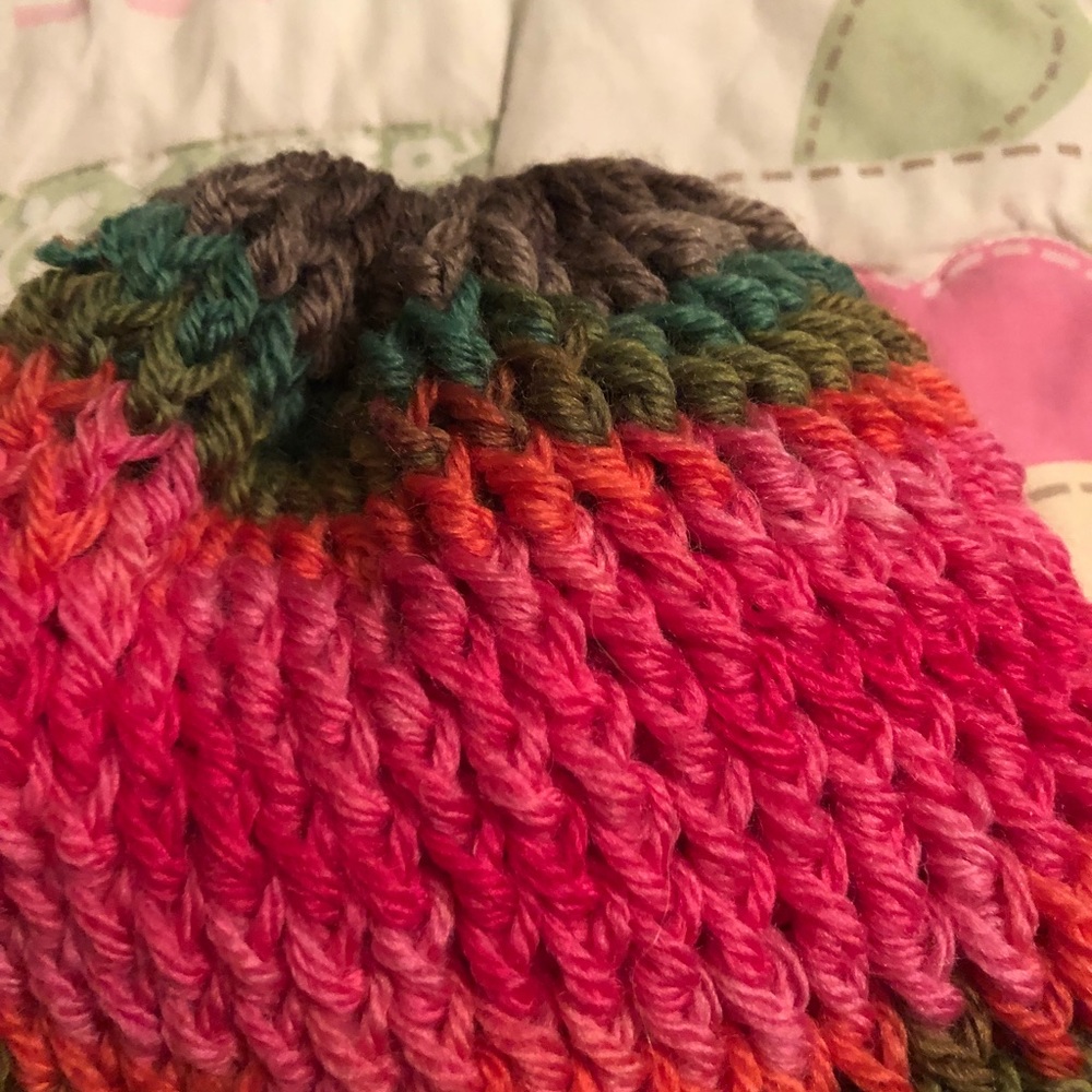 Knitted hat - Picture 2 of 3